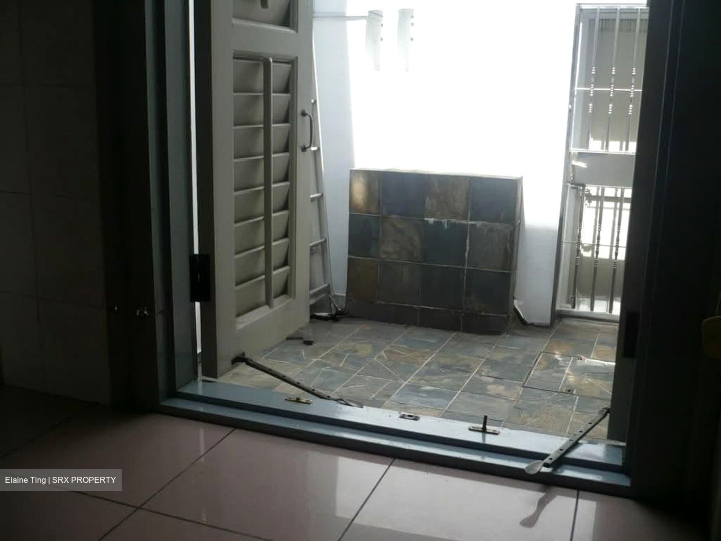 Emerald Hill Road (D9), Terrace #530743431